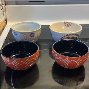 Serving bowls